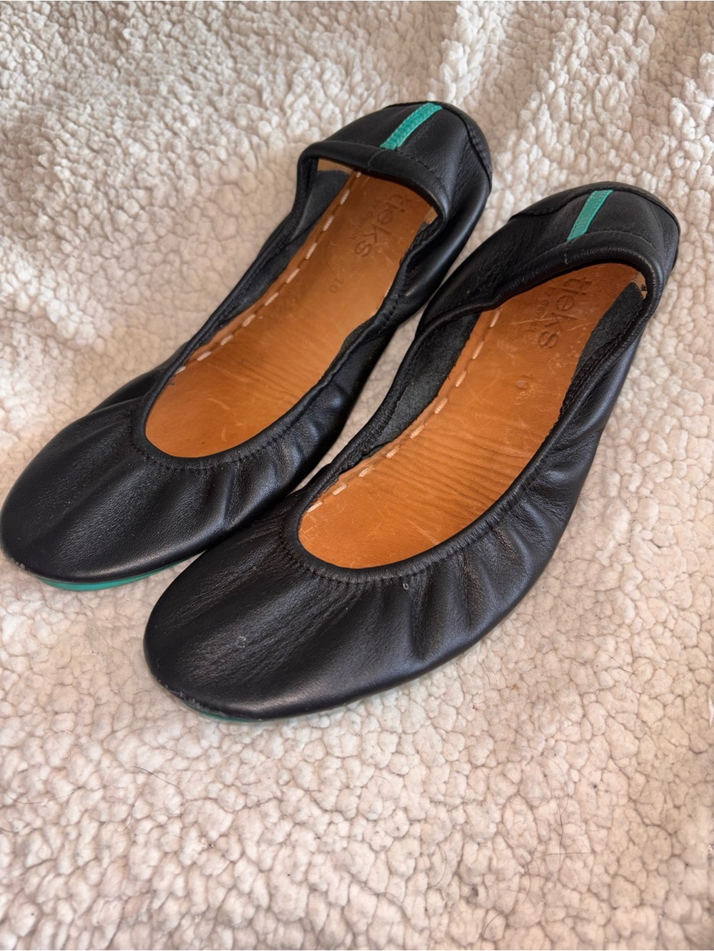 Tieks by Gavrieli Matte Black Leather Ballet Flats Turquoise Sole Size 10 US